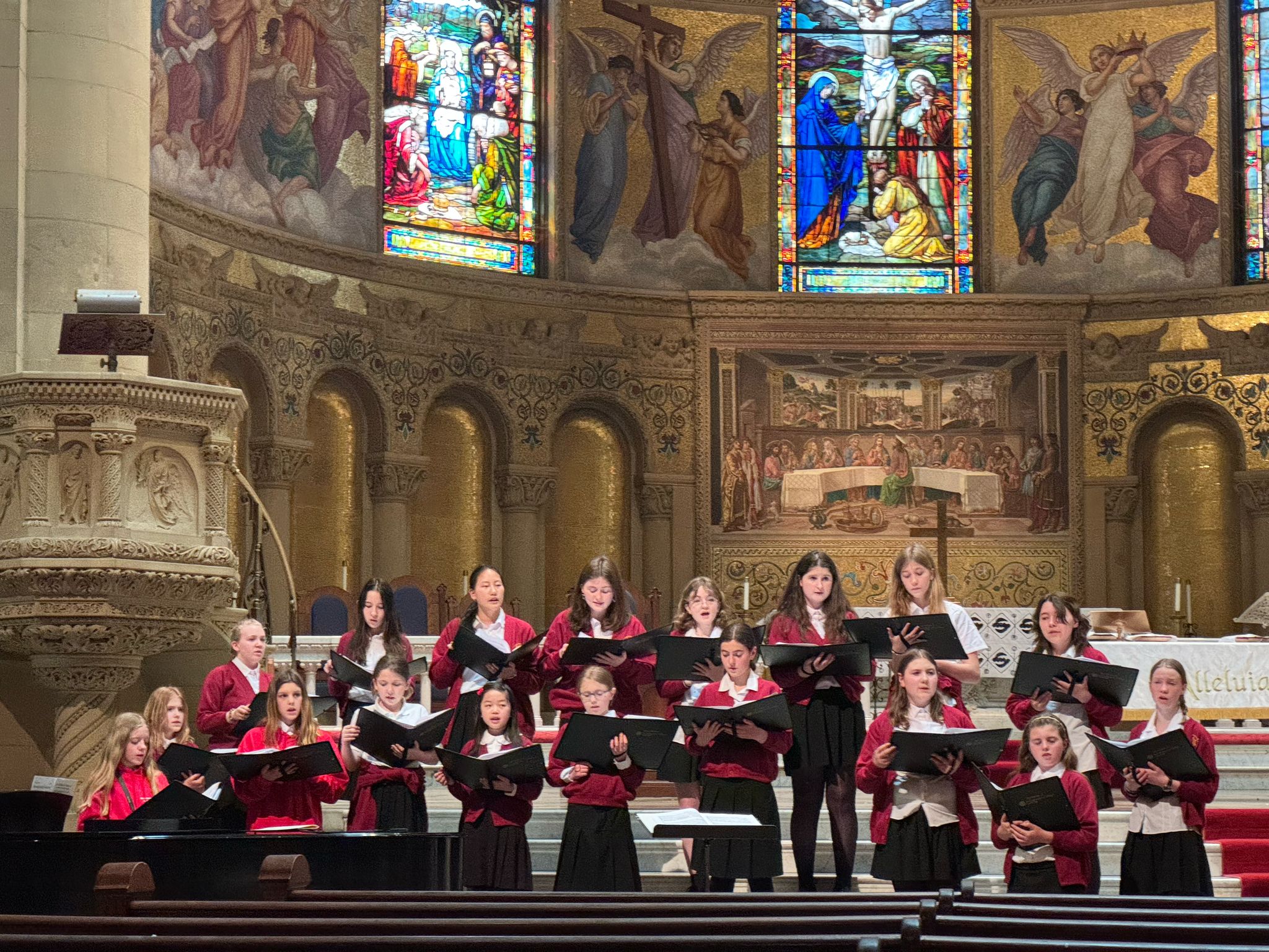 picture of st catz singing a service in Stanford
